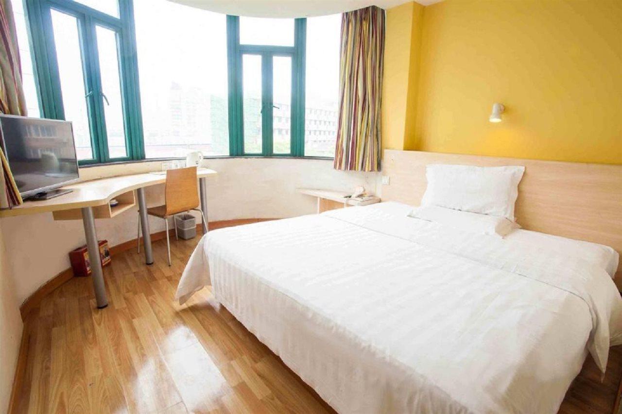 7Days Inn Chengdu Shuangliu Airport Taqiao Road Bagian luar foto