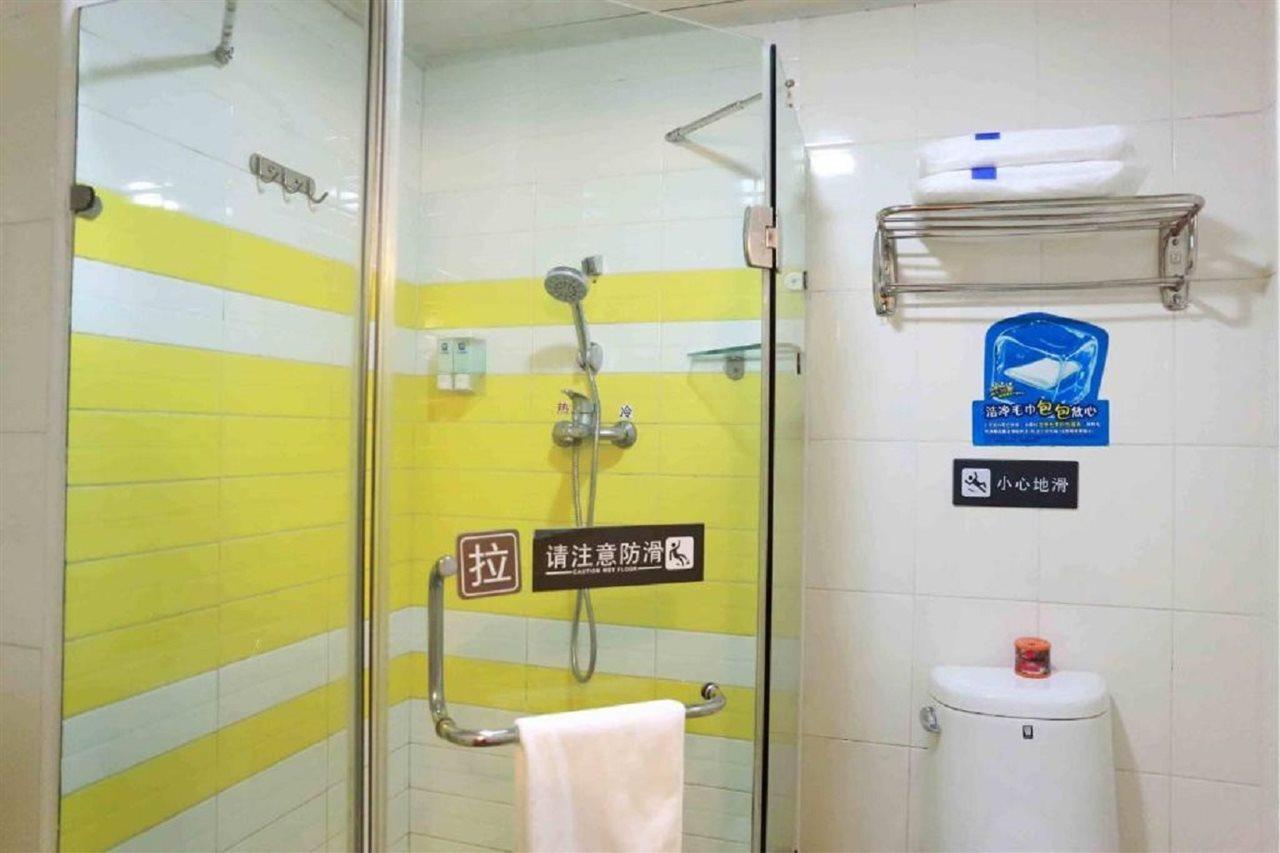 7Days Inn Chengdu Shuangliu Airport Taqiao Road Bagian luar foto