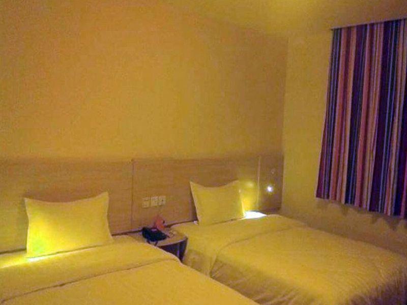 7Days Inn Chengdu Shuangliu Airport Taqiao Road Bagian luar foto